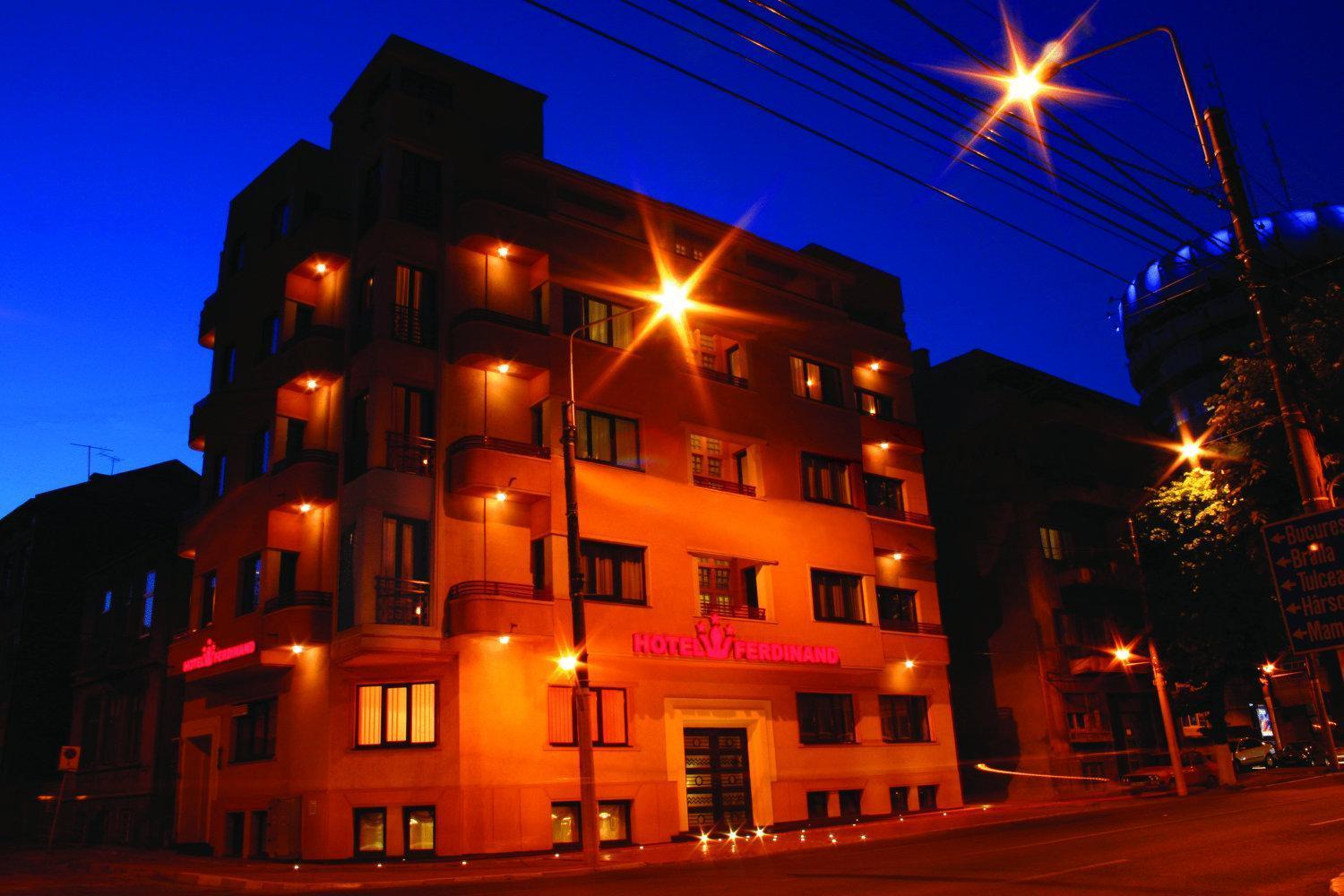 Hotel Ferdinand Constanţa Esterno foto